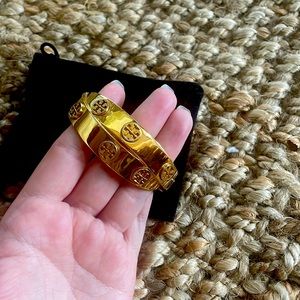 Tory Burch Clasp Bracelet